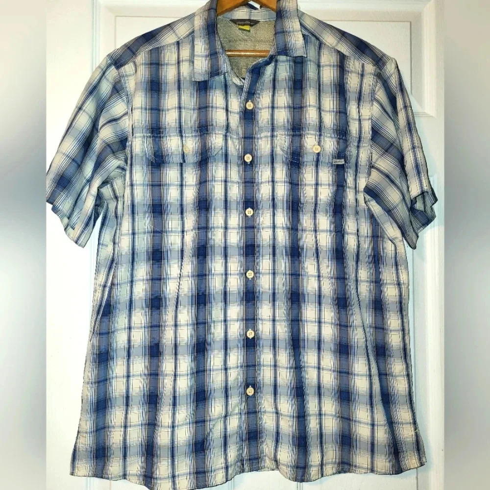 Eddie Bauer Travex Short Sleeve‎ Button Up Shirt Size Large Blue White Plaid